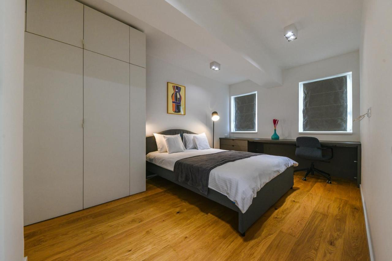 Charming 2 Bedroom Apartment Cluj Napoca Bagian luar foto