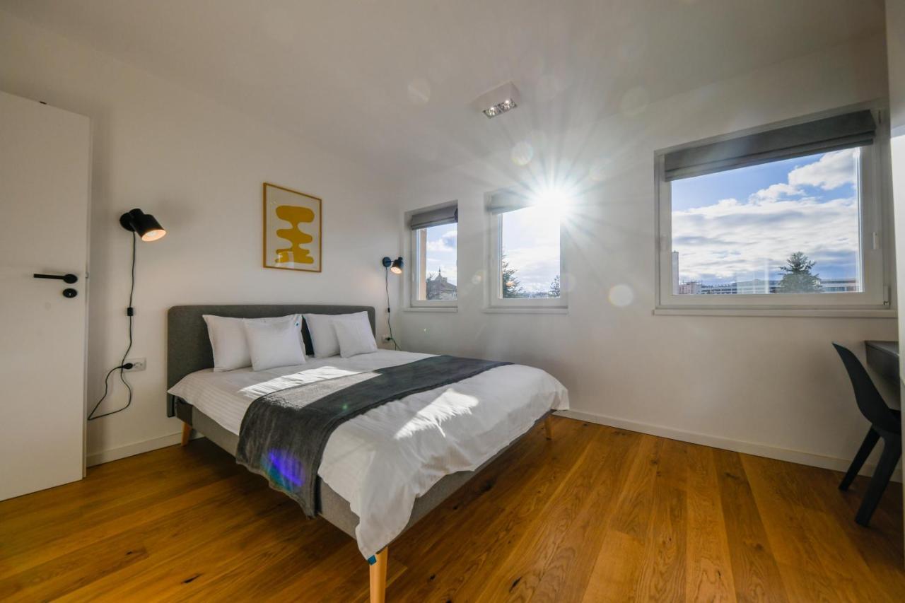 Charming 2 Bedroom Apartment Cluj Napoca Bagian luar foto